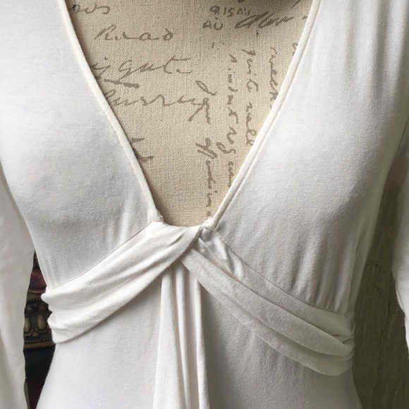 Ann Taylor Ivory Top - Picture 2 of 8